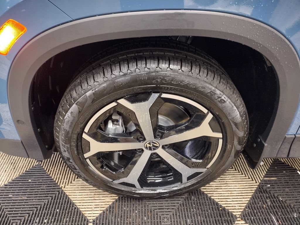 New 2026 Volkswagen Tiguan SE AWD/4WD image 5
