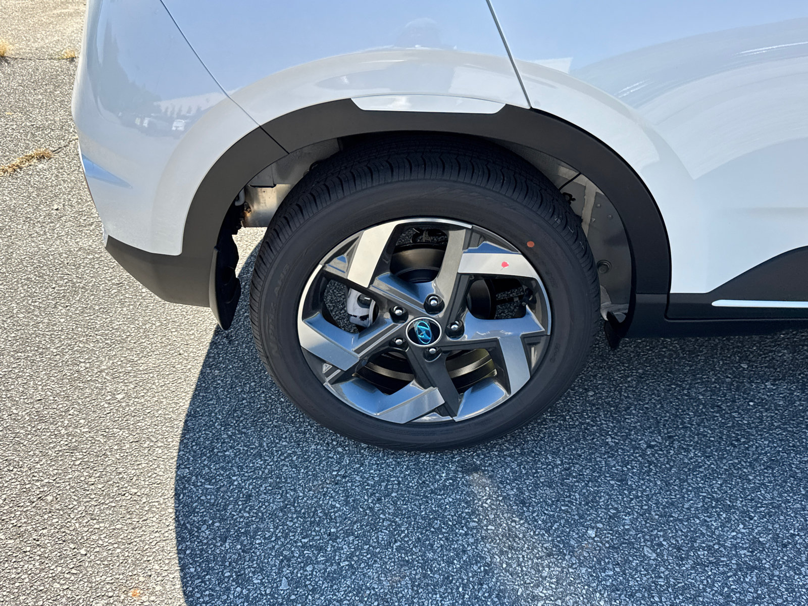 New 2026 Hyundai Venue SEL FWD image 18