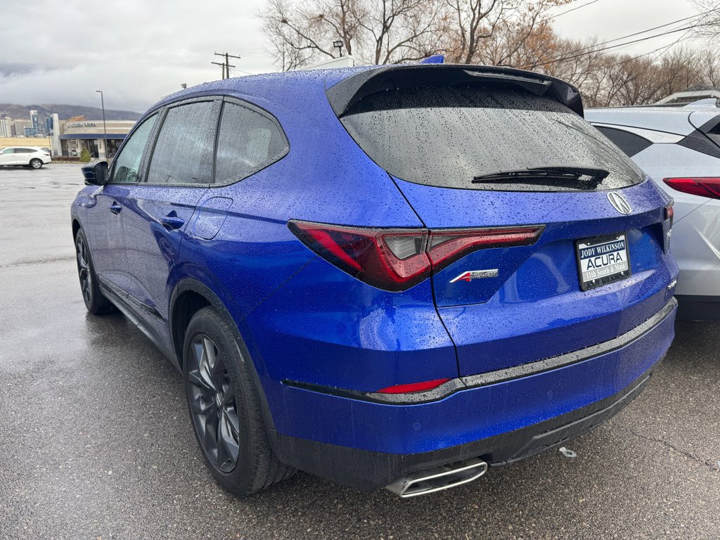 Used 2023 Acura MDX A-Spec image 2