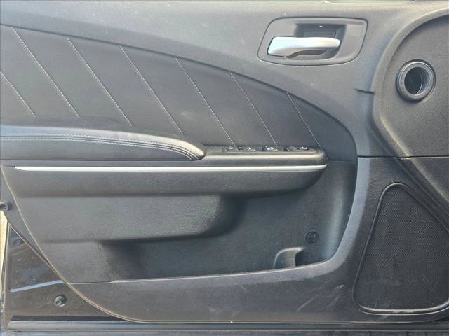 Used 2023 Dodge Charger SXT RWD image 11