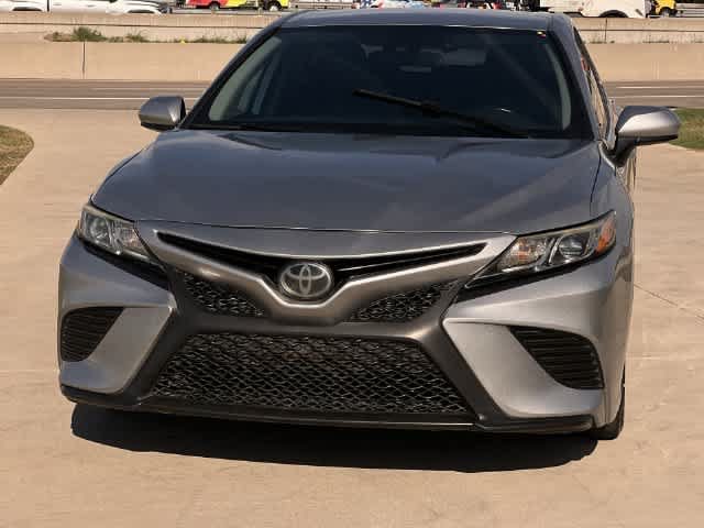 Used 2020 Toyota Camry SE w/ Carpet Mat Package FWD image 7