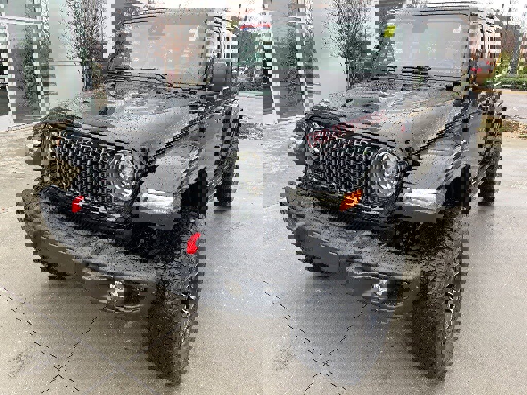 New 2025 Jeep Wrangler Unlimited Rubicon