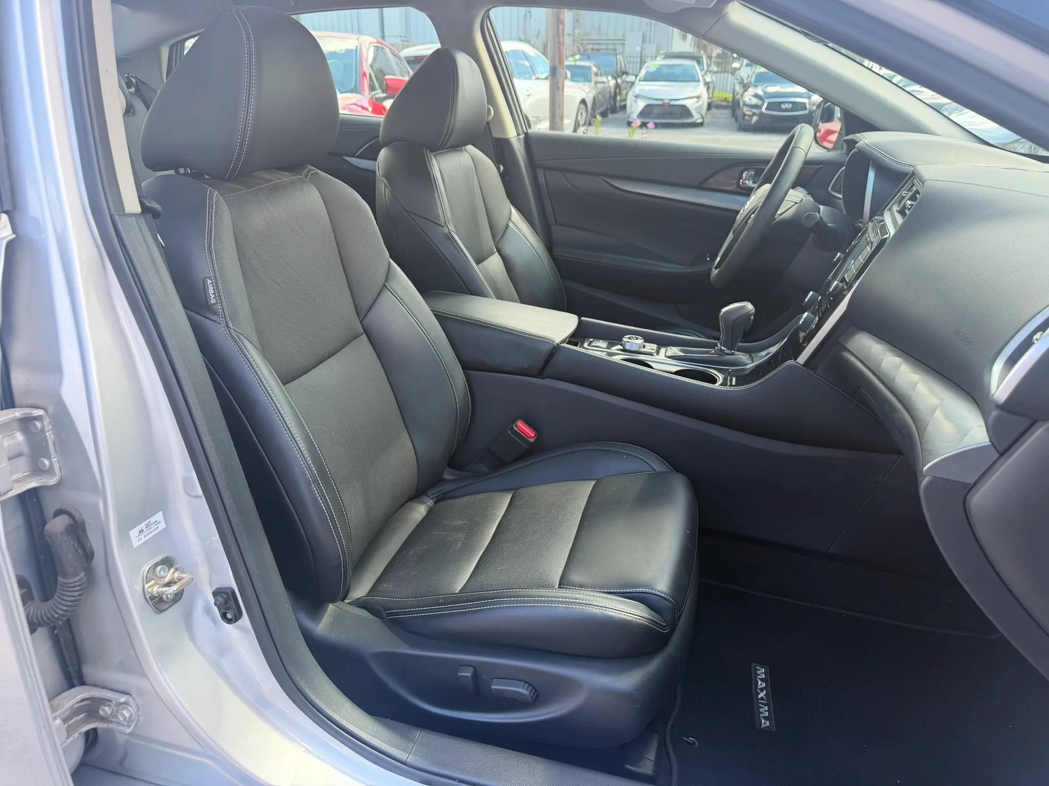 Used 2017 Nissan Maxima 3.5 SV FWD image 11