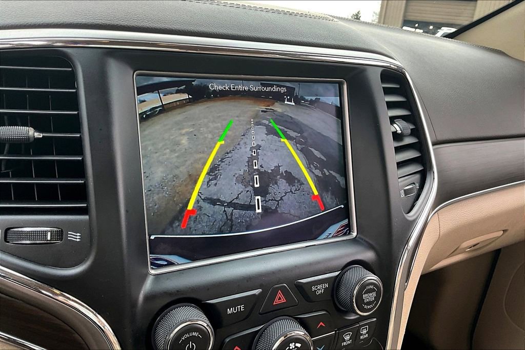 Used 2018 Jeep Grand Cherokee Overland image 14
