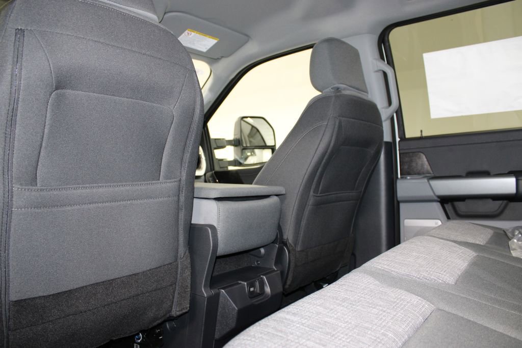 New 2026 Ford F250 XLT image 30