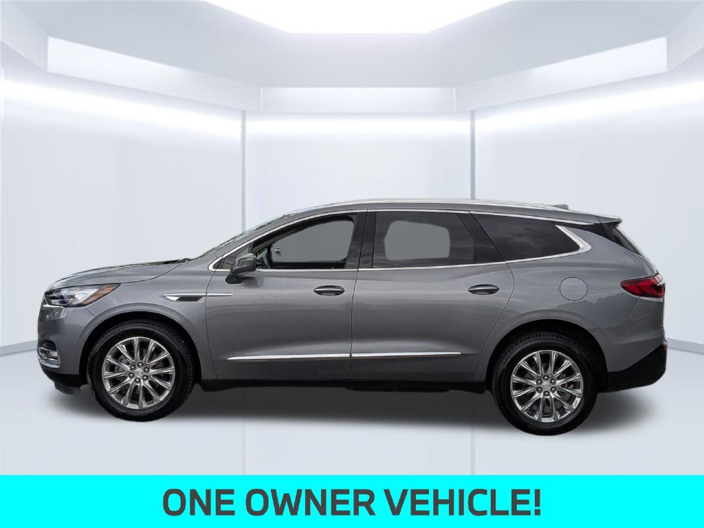 Used 2018 Buick Enclave Essence w/ Trailering Package AWD/4WD image 2