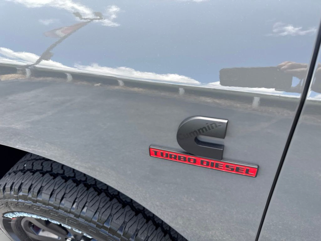 New 2026 RAM 2500 Laramie AWD/4WD image 29