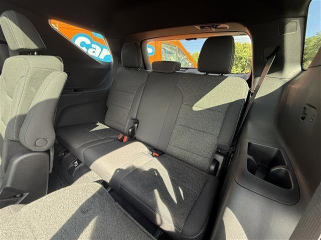 New 2026 Chevrolet Traverse LT w/ Sun and Wheel Package image 28