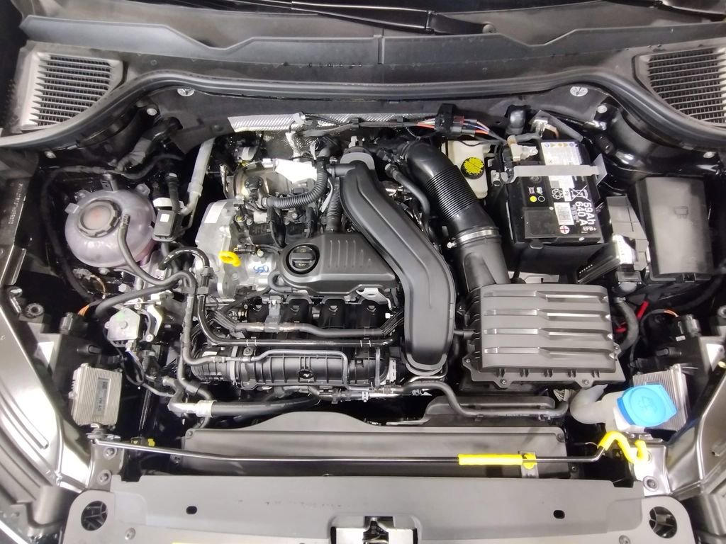 New 2026 Volkswagen Taos SE AWD/4WD image 7