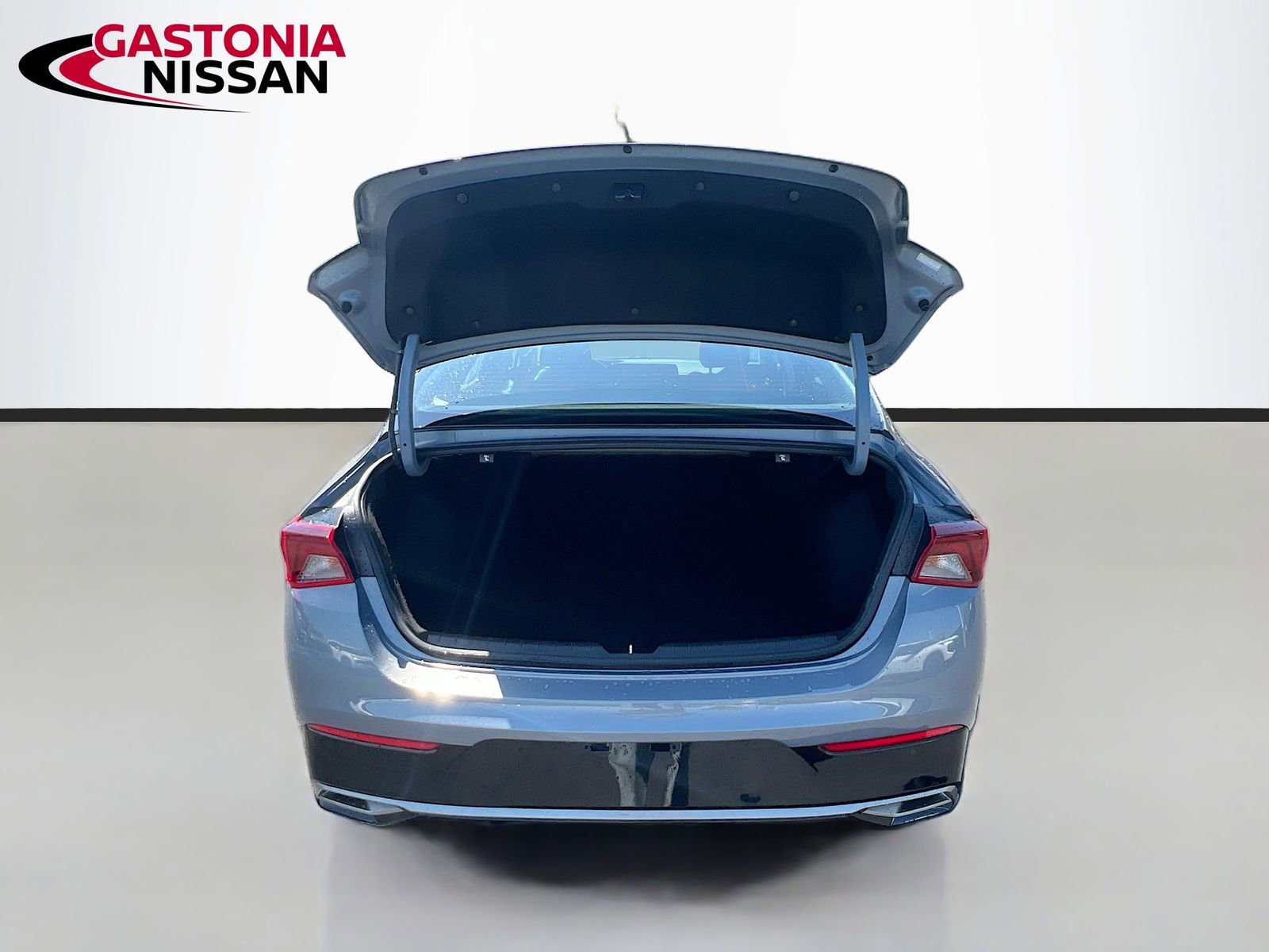 Used 2023 Kia K5 LXS image 33