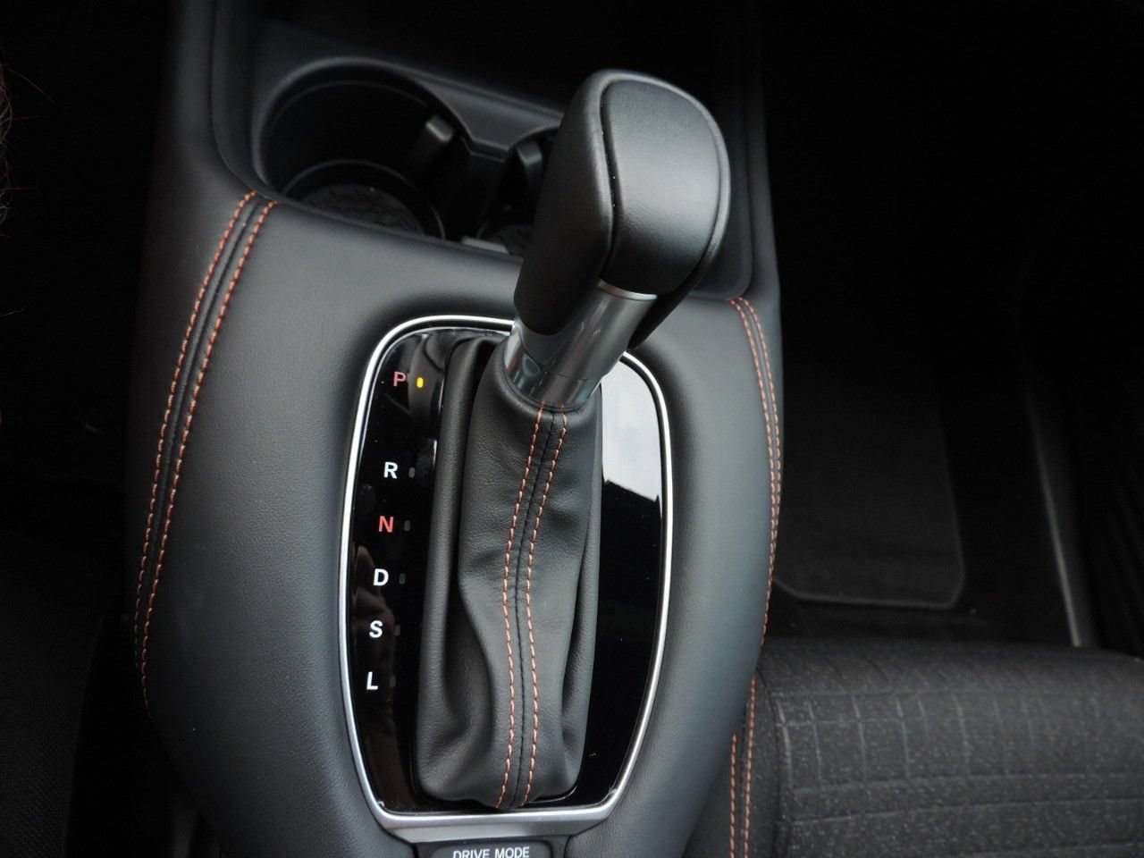 Used 2025 Honda HR-V Sport image 25