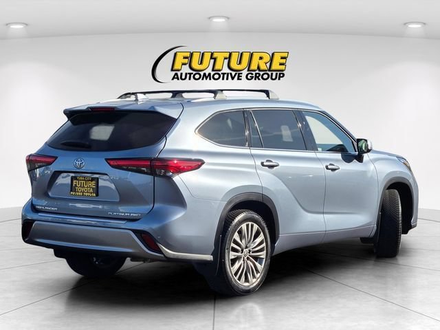 Used 2021 Toyota Highlander Platinum AWD/4WD image 5