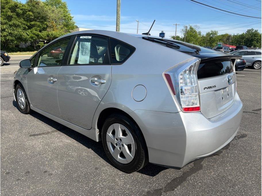 Used 2010 Toyota Prius Three FWD image 4