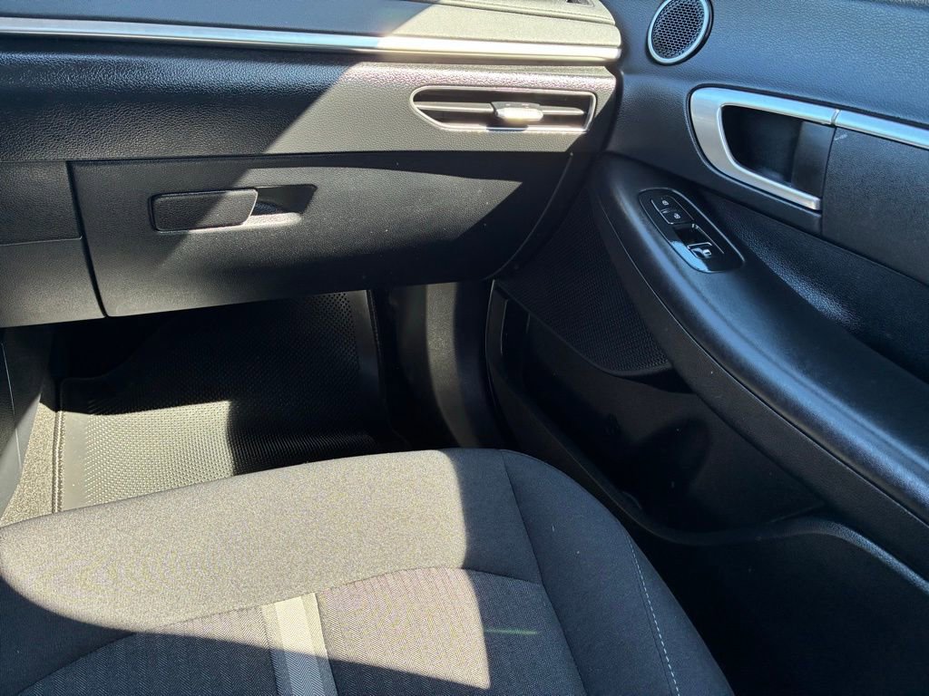 Used 2023 Hyundai Sonata SE image 31