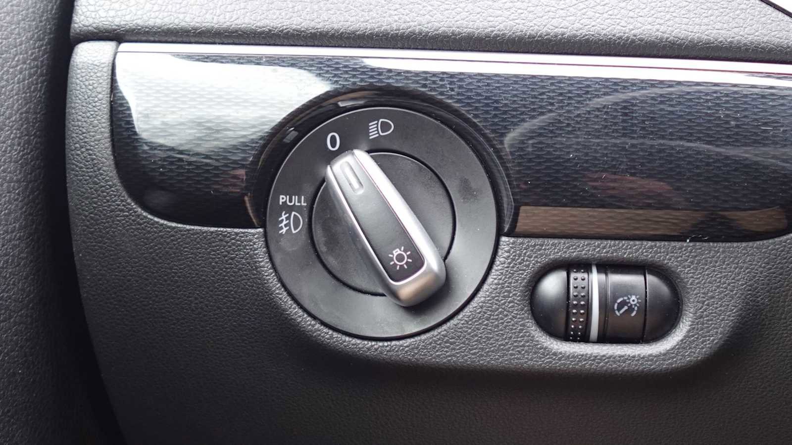 Used 2018 Volkswagen Jetta Sport image 31