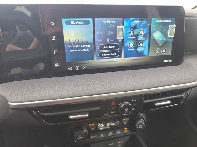 New 2026 Nissan Kicks SV w/ SV Premium Package AWD/4WD image 9