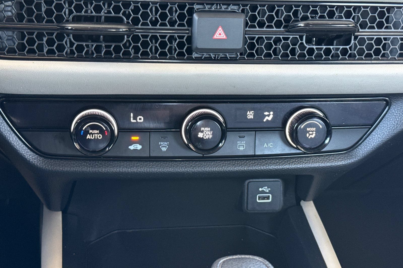 Used 2023 Honda HR-V LX image 28