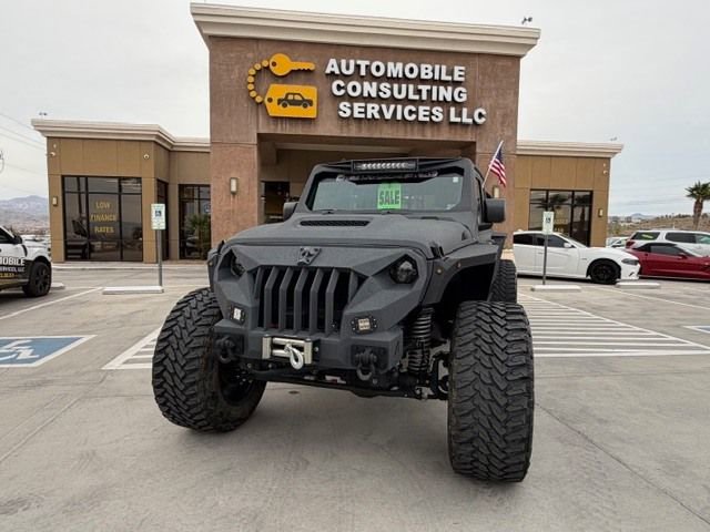 Used 2023 Jeep Gladiator Willys AWD/4WD image 5