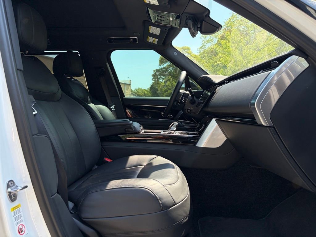 Certified 2023 Land Rover Range Rover Long Wheelbase SE AWD/4WD image 15