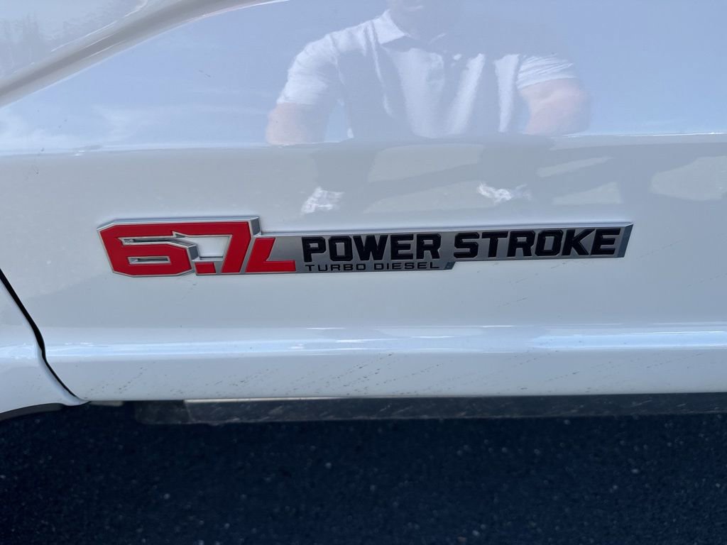 Used 2025 Ford F350 Platinum w/ Platinum Plus Package image 15