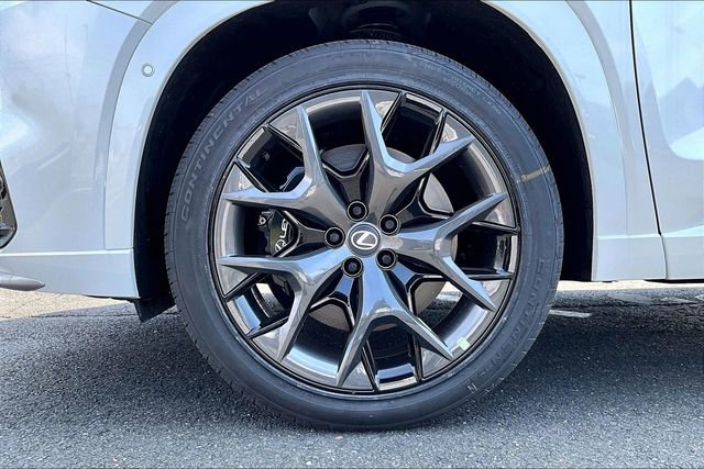 New 2026 Lexus TX 500h AWD image 12