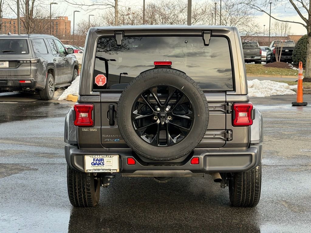 Certified 2025 Jeep Wrangler Unlimited Sahara image 8