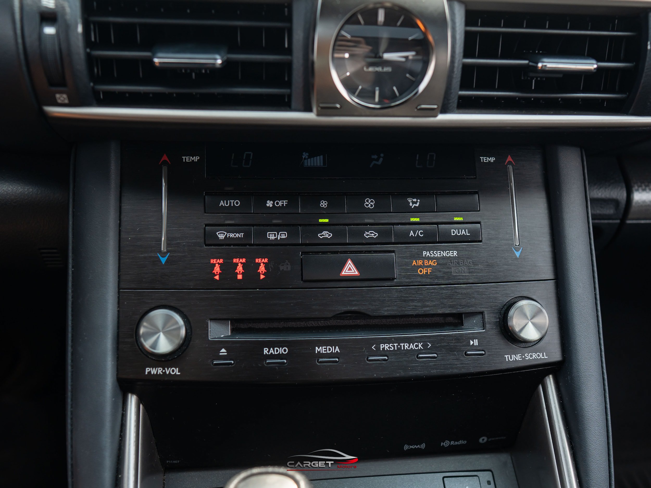 Used 2018 Lexus IS 300 F Sport w/ F Sport Package RWD image 34