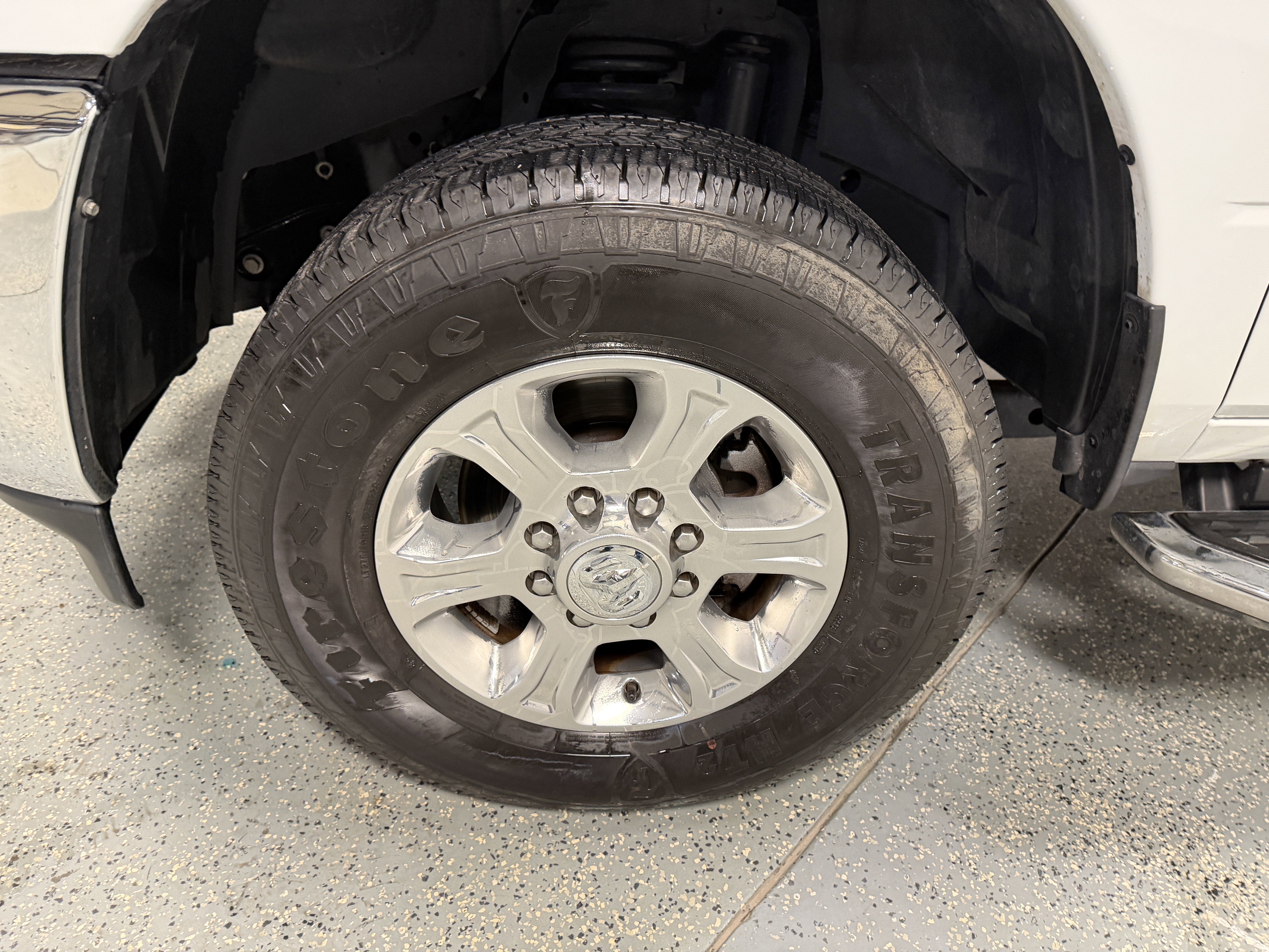 Used 2024 RAM 2500 Big Horn w/ Bed Utility Group image 32