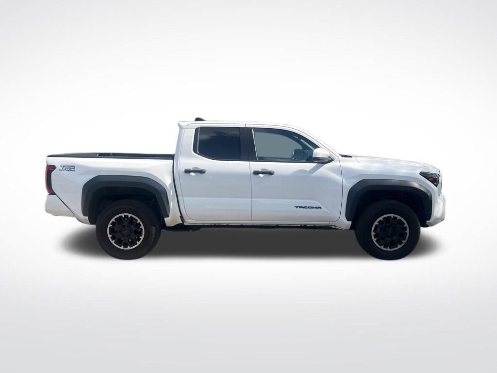 Used 2024 Toyota Tacoma TRD Off-Road AWD/4WD image 4