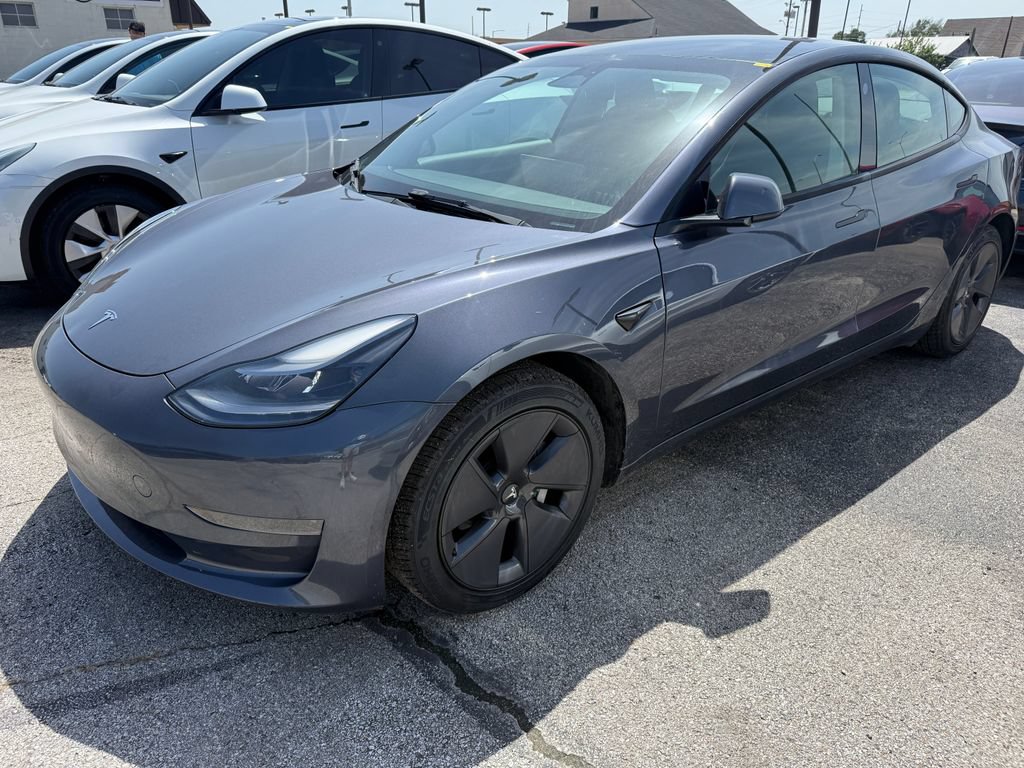 Used 2023 Tesla Model 3 Standard Range RWD image 11