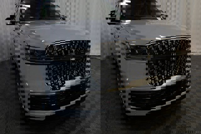 New 2026 Lincoln Navigator Reserve image 48