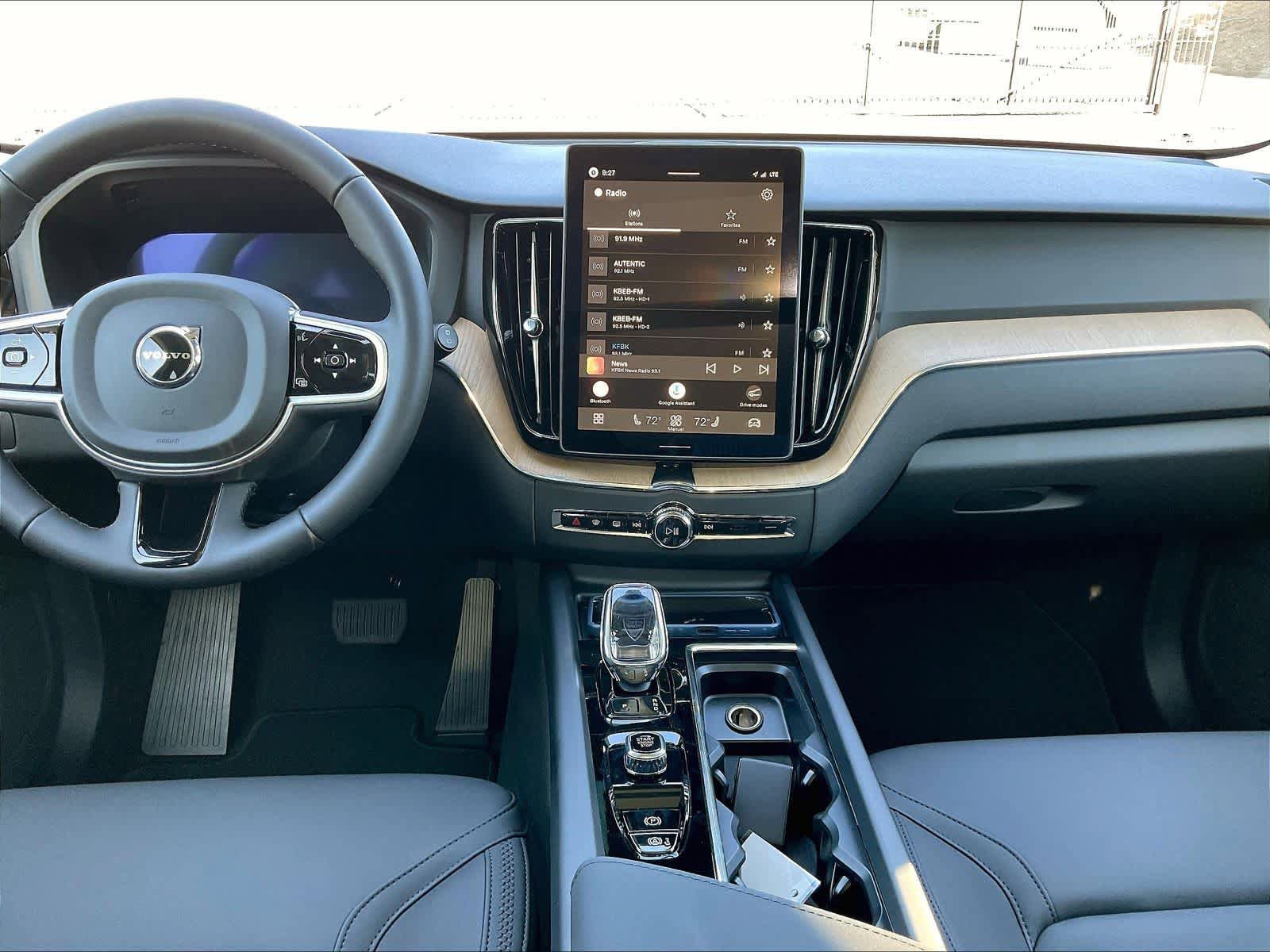 New 2026 Volvo XC60 B5 Core AWD/4WD image 9