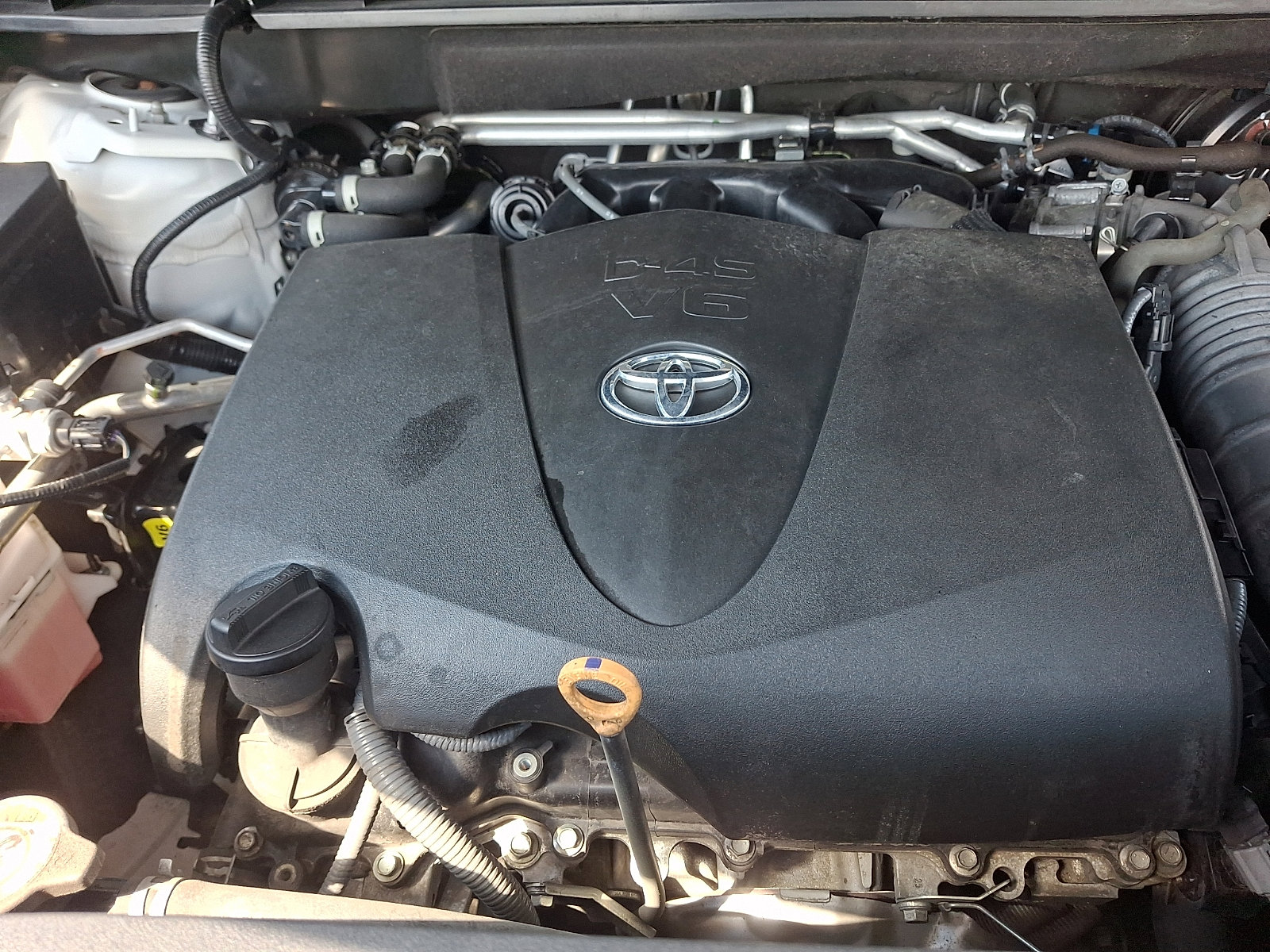 Used 2022 Toyota Highlander XSE FWD image 29