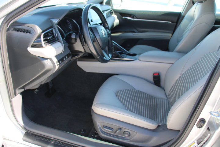 Used 2021 Toyota Camry SE image 11