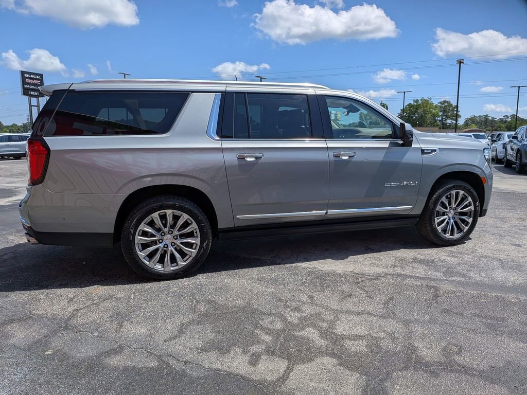 Certified 2023 GMC Yukon XL Denali w/ Denali Reserve Package AWD/4WD image 5