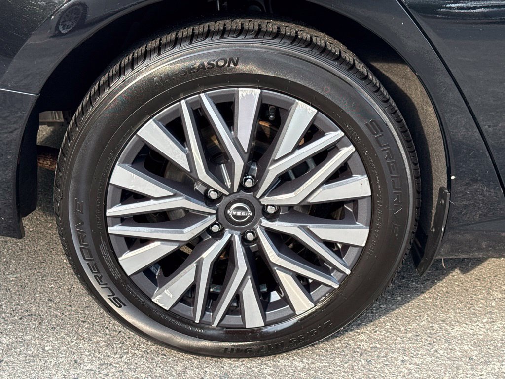 Certified 2025 Nissan Altima 2.5 SV FWD image 12