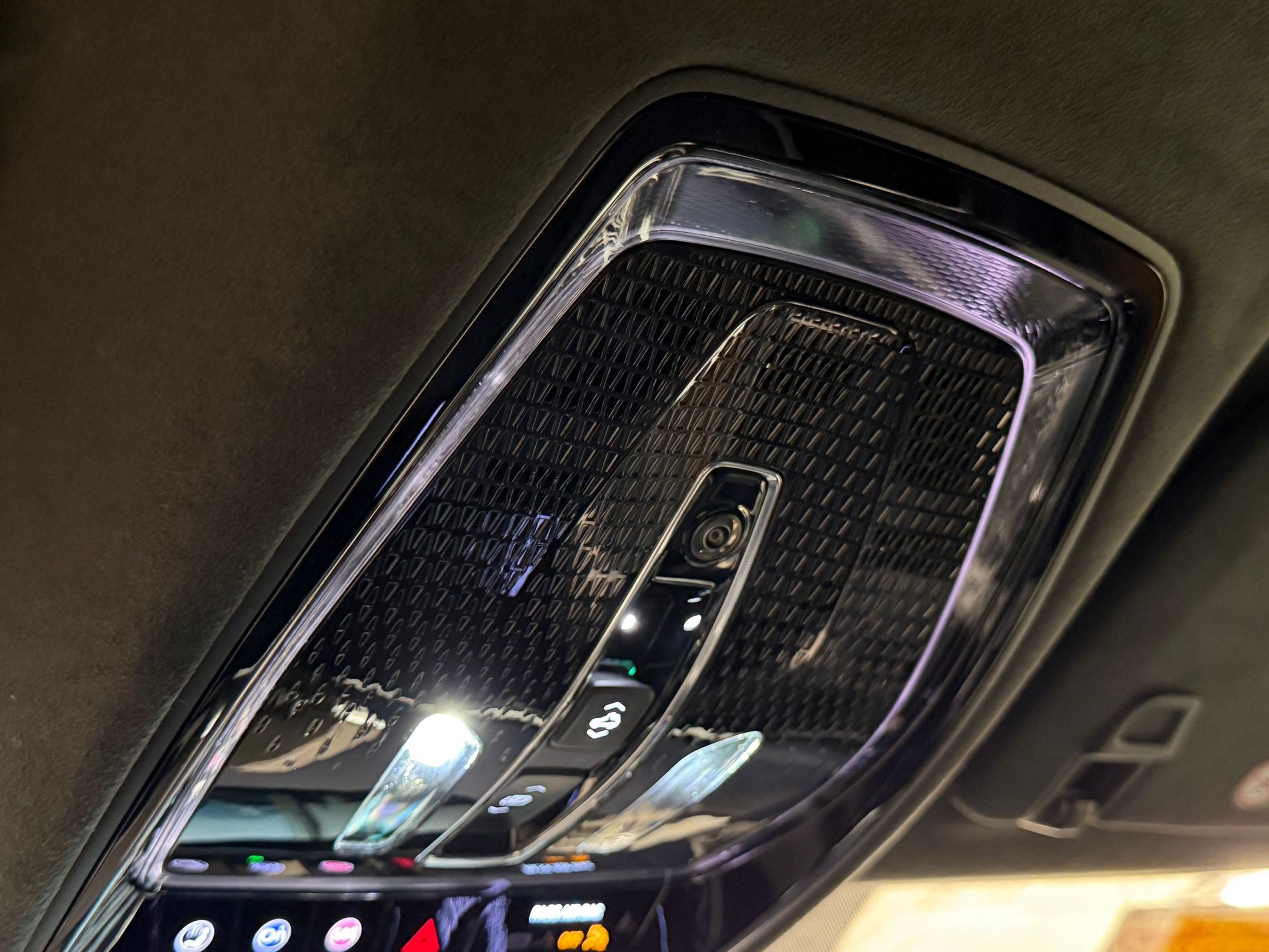 New 2026 Cadillac Vistiq Premium Luxury w/ LPO, Floor Liner Package AWD/4WD image 44
