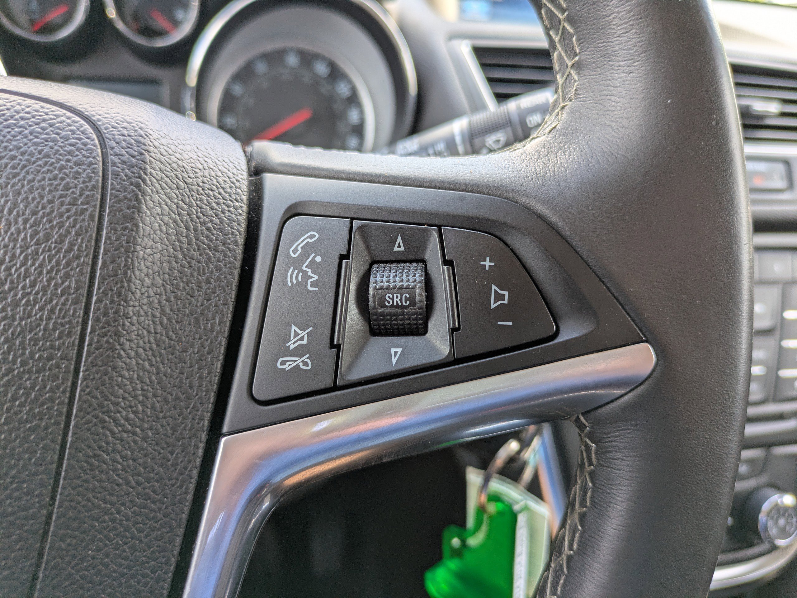 Used 2016 Buick Encore FWD image 21