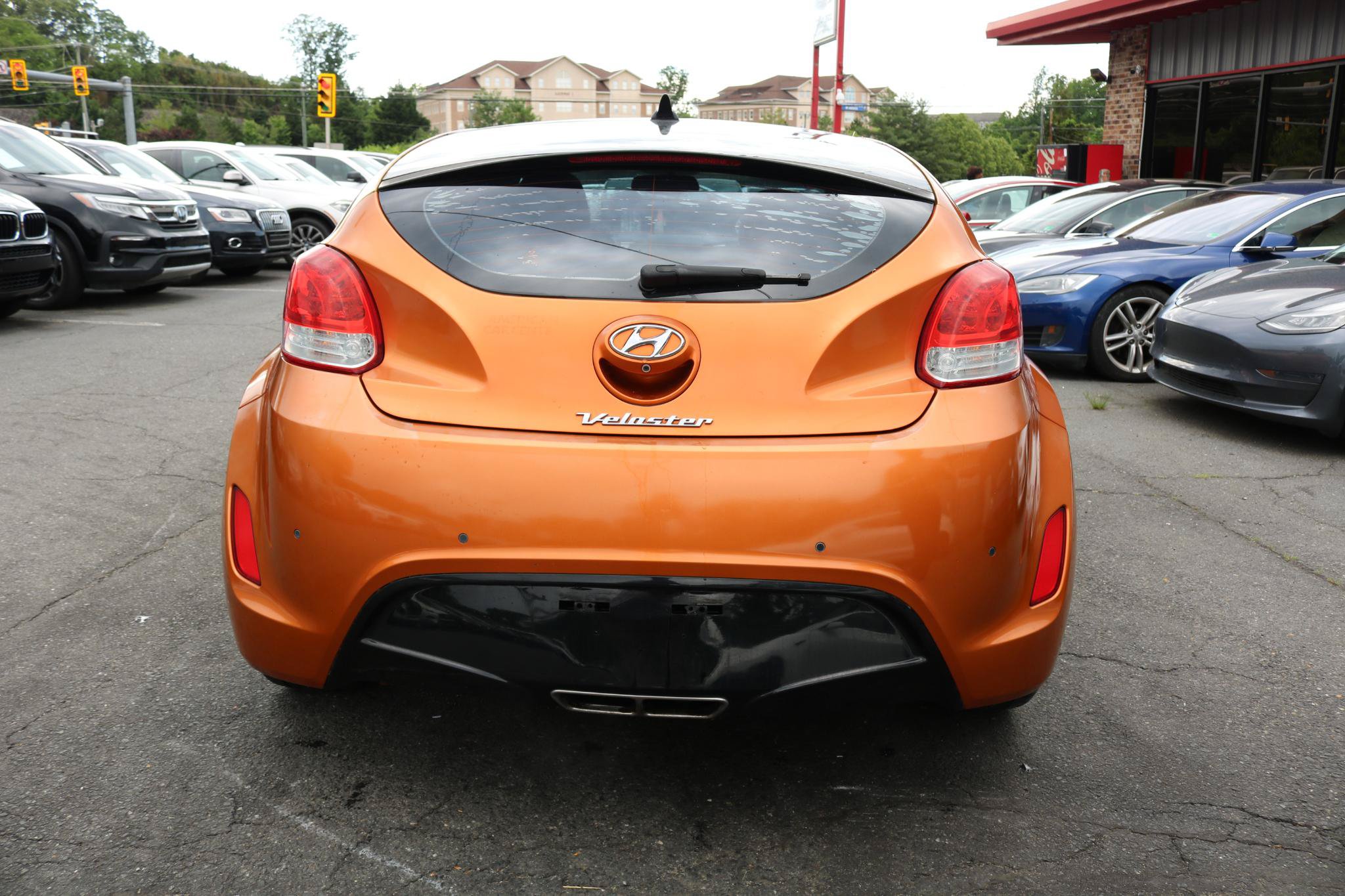 Used 2015 Hyundai Veloster w/ Option Group 03 FWD image 3