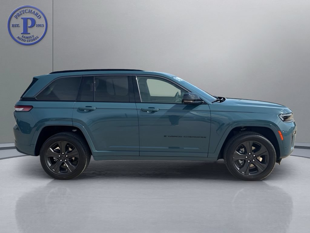 New 2027 Jeep Grand Cherokee Limited AWD/4WD image 8