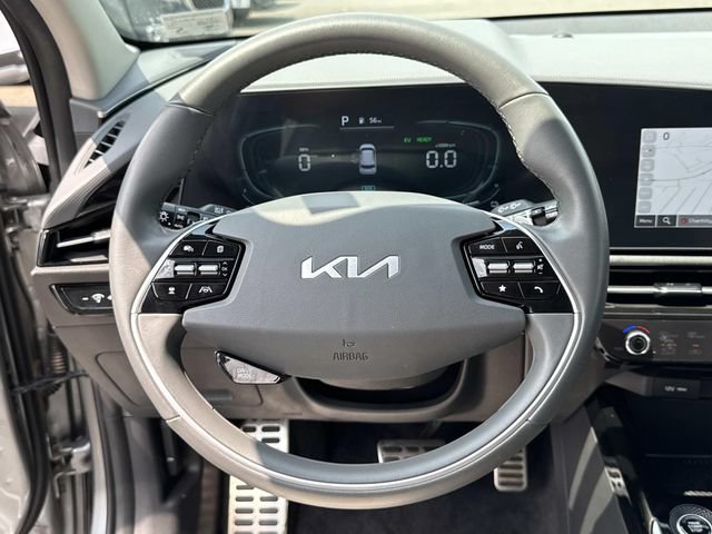 Used 2023 Kia Niro EX Touring FWD image 19