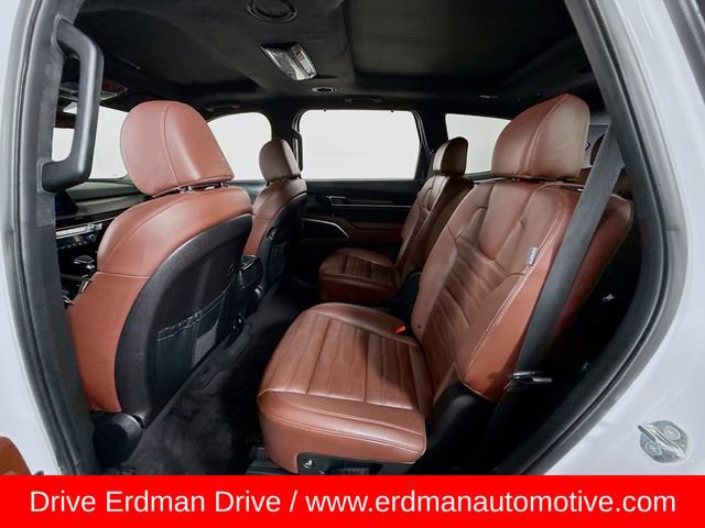 Used 2025 Kia Telluride SX Prestige image 9
