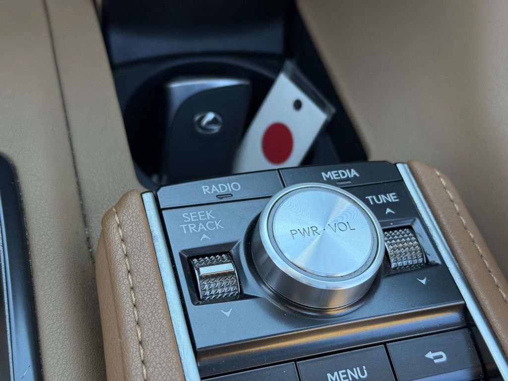 Used 2021 Lexus LC 500 Convertible w/ Touring Package image 25