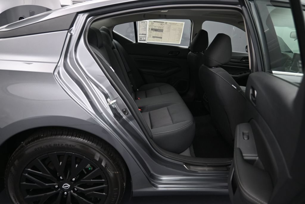 New 2026 Nissan Altima 2.5 SV w/ SV Special Edition Package FWD image 25
