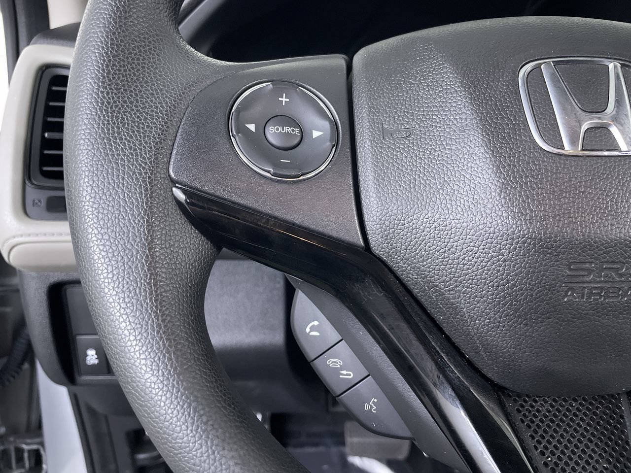Used 2021 Honda HR-V LX image 24