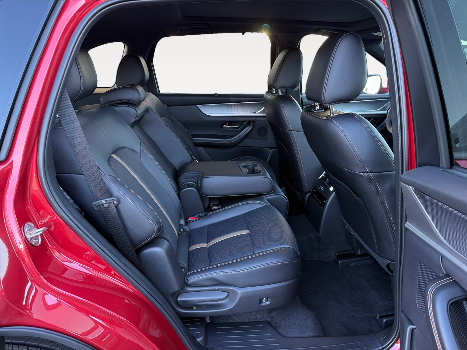 New 2026 MAZDA CX-90 Plug-In Hybrid w/ Premium Plus image 18