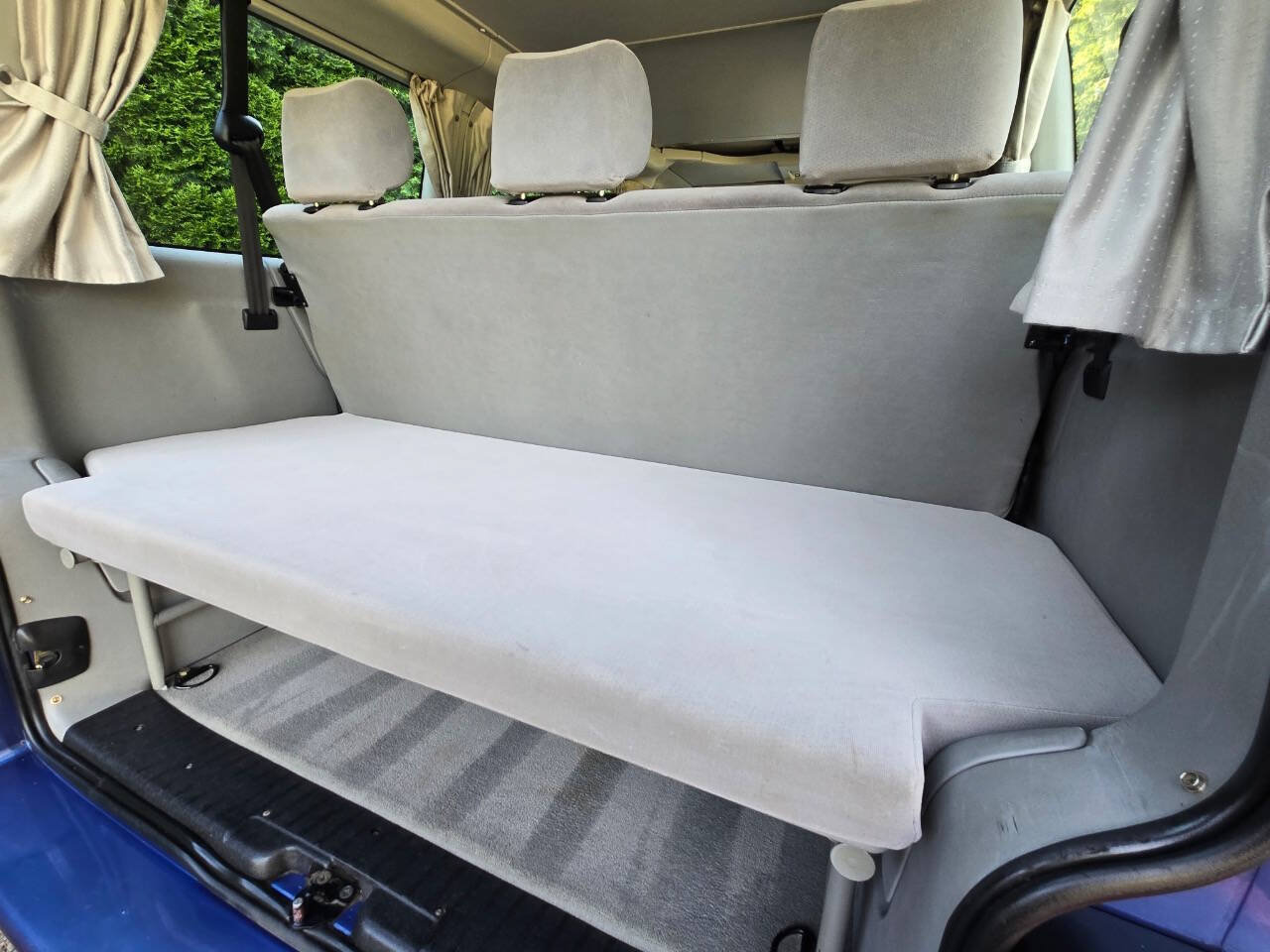 Used 1999 Volkswagen Eurovan MV FWD image 28