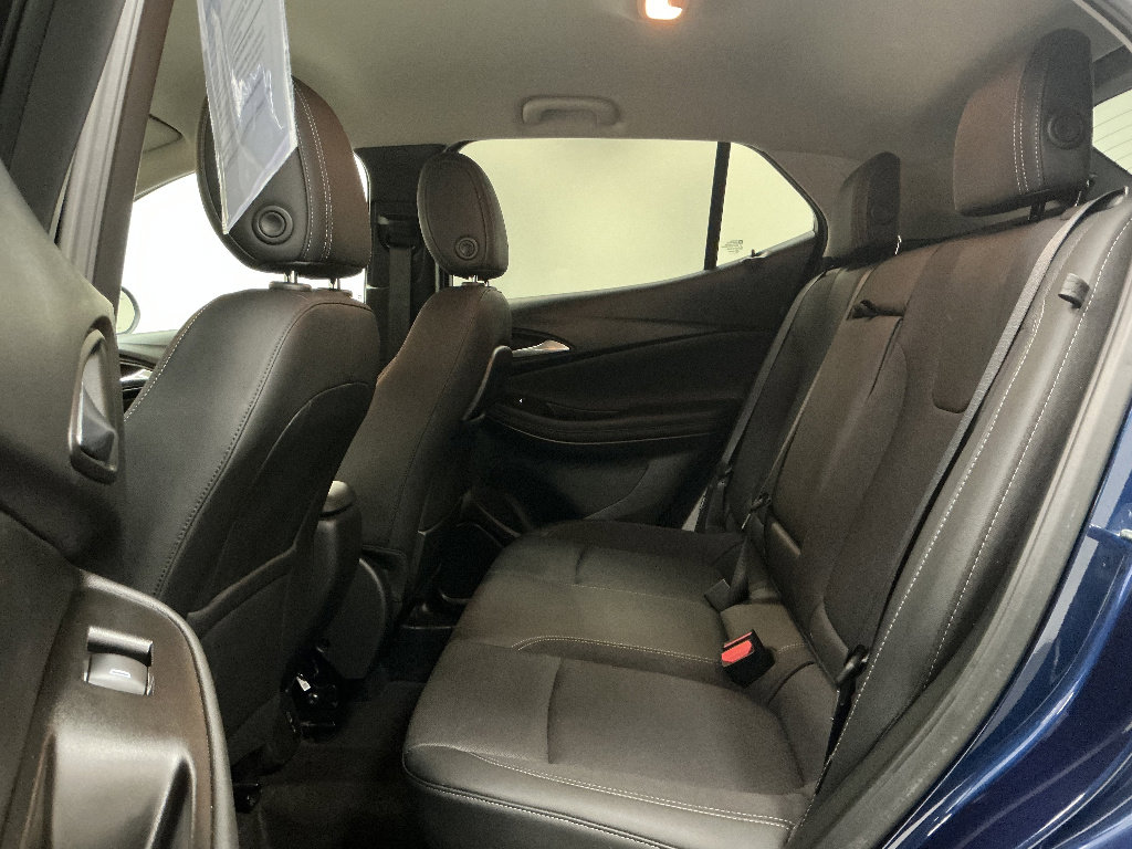 Used 2022 Buick Encore GX Select AWD/4WD image 21