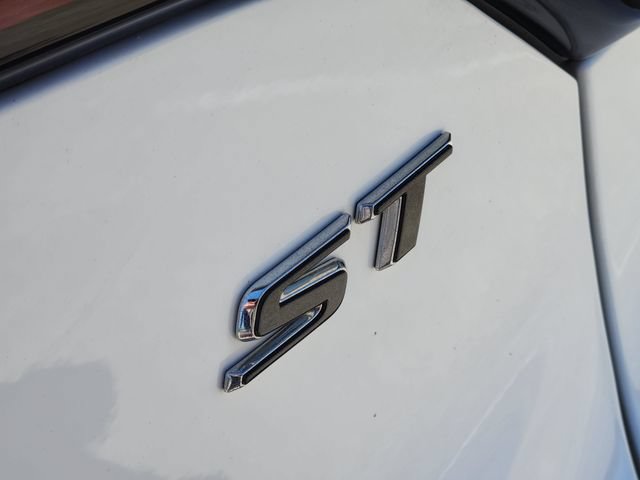 Used 2024 Buick Encore GX Sport Touring w/ Advanced Technology Package FWD image 12