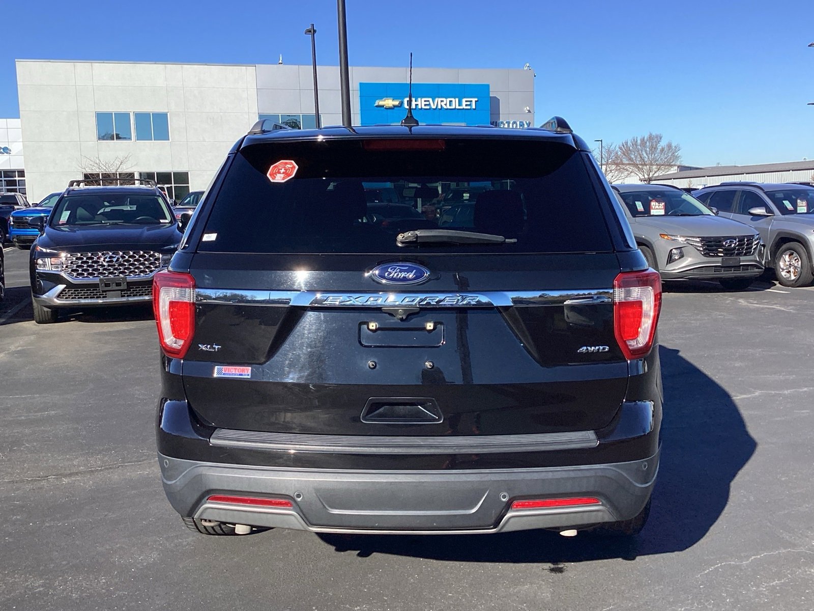 Used 2019 Ford Explorer XLT w/ Equipment Group 201A image 3